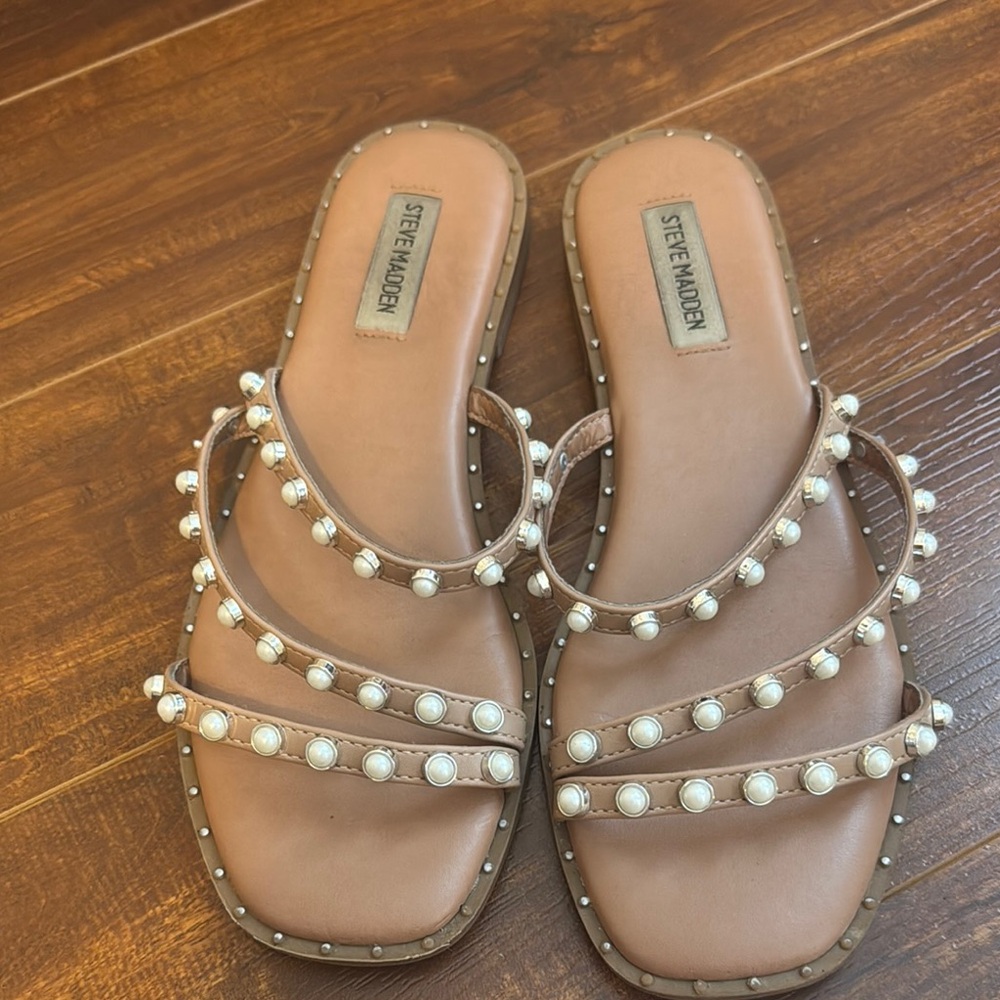 Steve Madden Tan Crystal Embellished Sandals